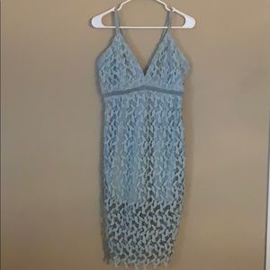Bodycon lace dress